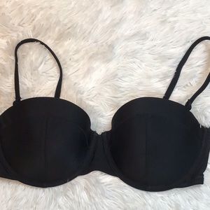 Old Navy bikini top 🌞